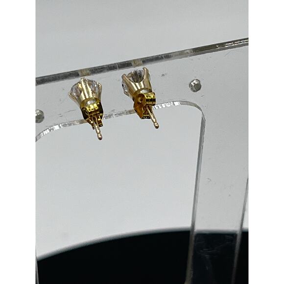 DRT 14K Yellow Gold 5 mm Solitaire Round Prong 1.00 ctw CZ Stud Earring - Picture 11 of 16